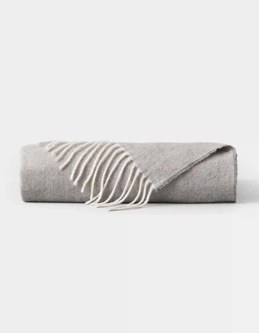 Bamboo Herringbone Tassel Throw